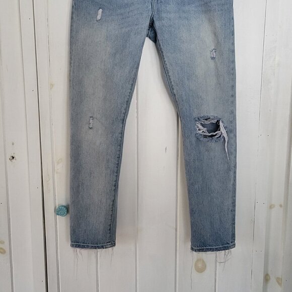 Levi's Button Fly 501 CT Ripped Jean Size 27 - Picture 6 of 14